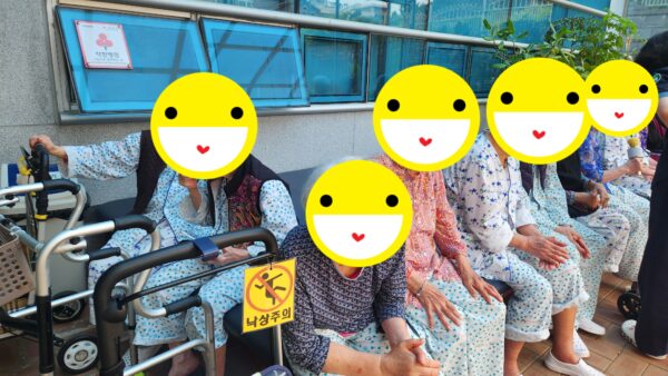 22일-산책-편집-1.jpg